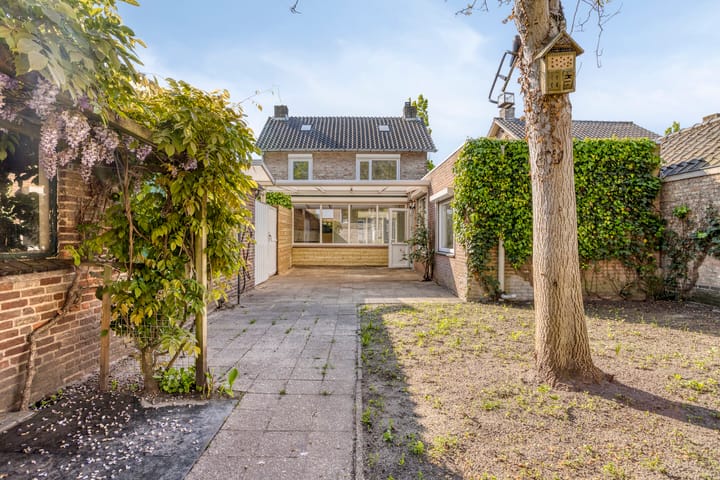 Photo 23 of Driek van Erpstraat 27