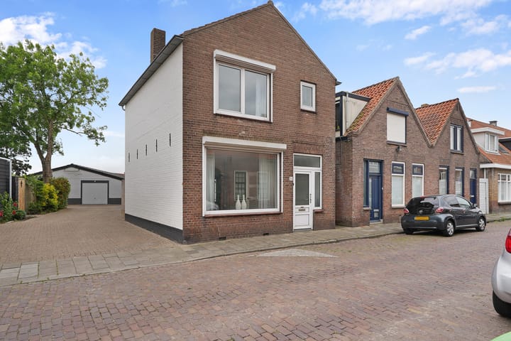 Photo 1 of Buteuxstraat 31