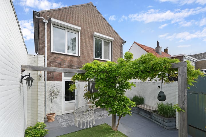 Photo 28 of Buteuxstraat 31