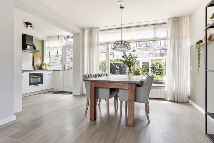 Foto 10 van Troelstrastraat 50