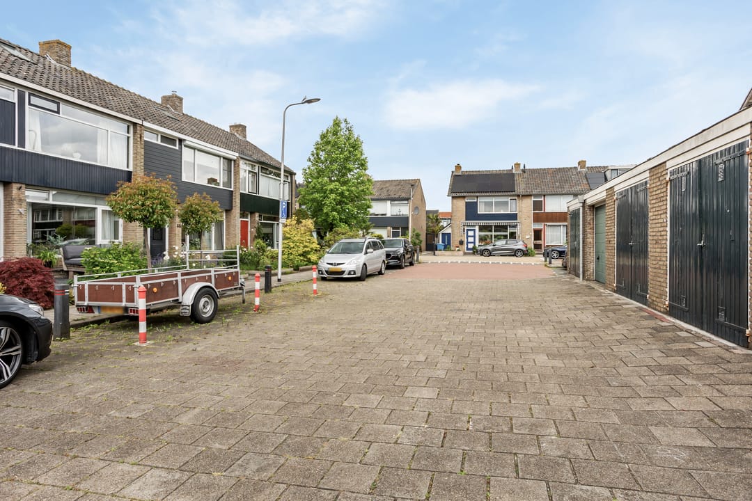 Foto 32 van Troelstrastraat 50