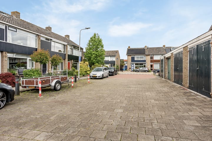 Foto 32 van Troelstrastraat 50