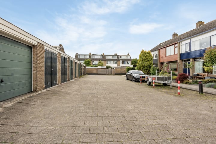 Foto 33 van Troelstrastraat 50