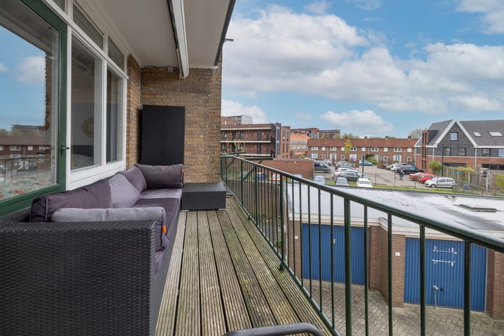 Foto 20 van Jan Tooropstraat 11