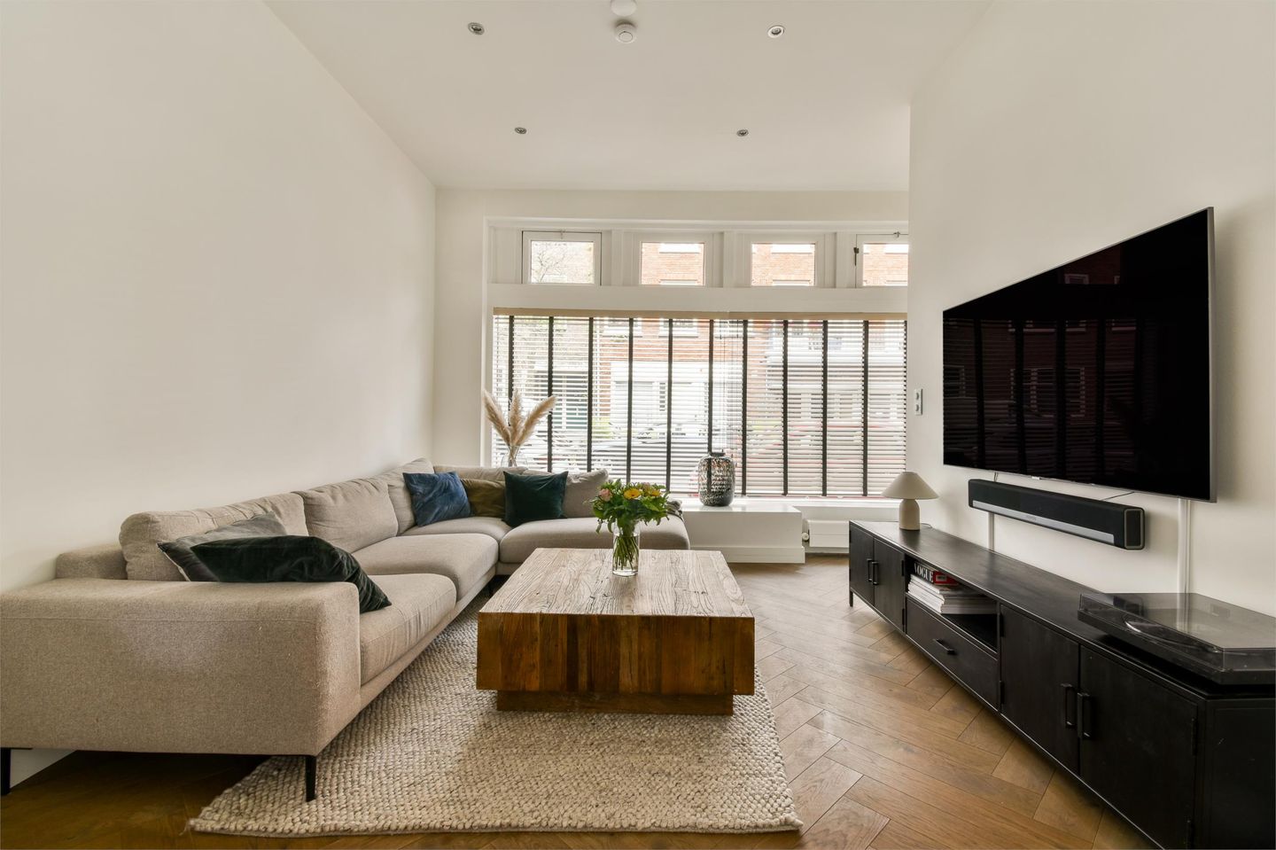 Photo 5 of Weissenbruchstraat 43-H