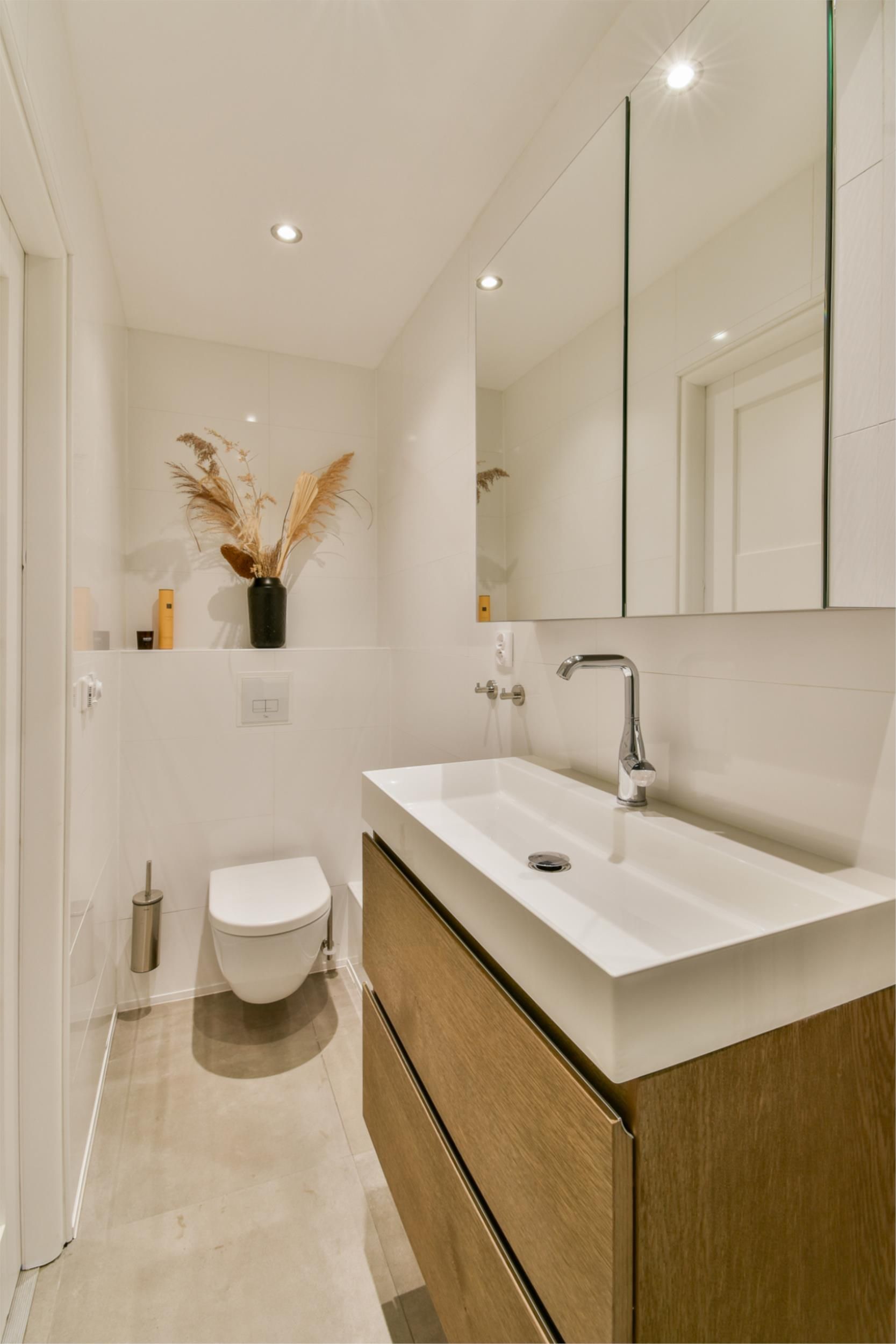 Photo 12 of Weissenbruchstraat 43-H