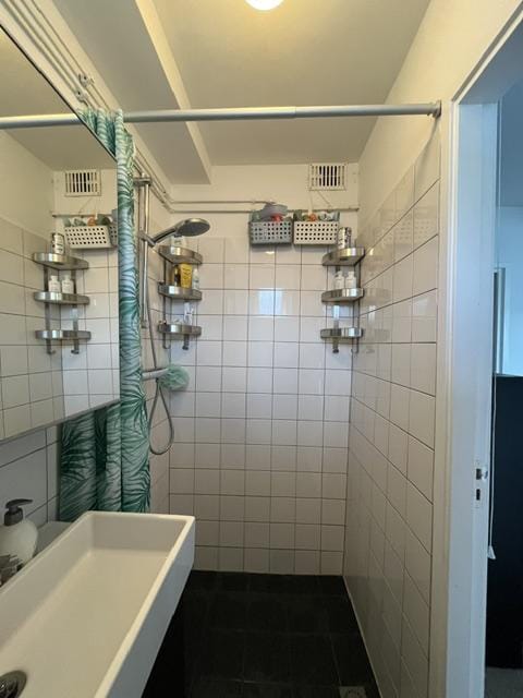 Foto 9 van Van Lodensteynstraat 129