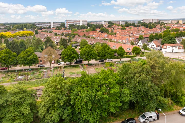 Foto 21 van Ernst Casimirlaan 99