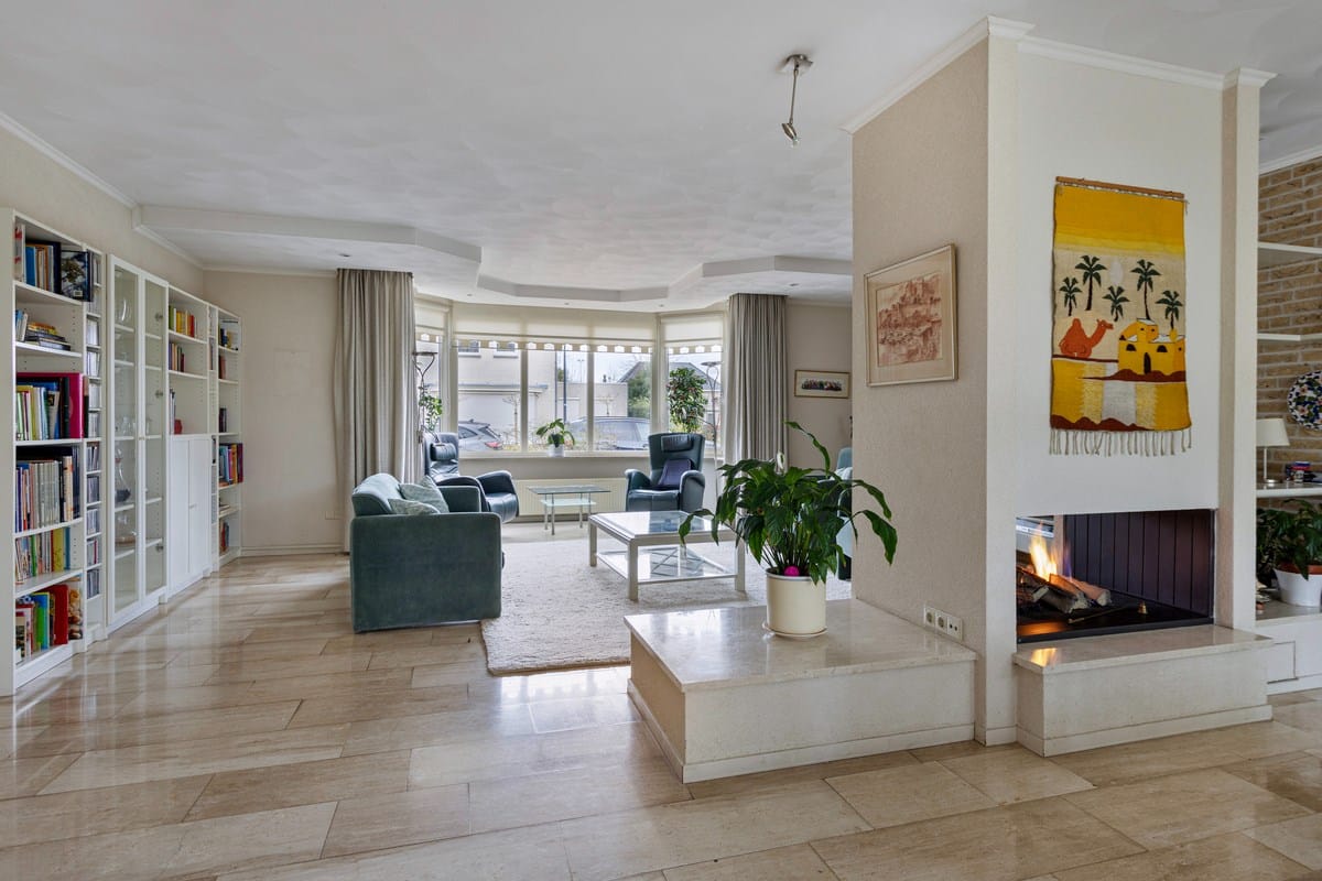 Photo 9 of Wildwal 7