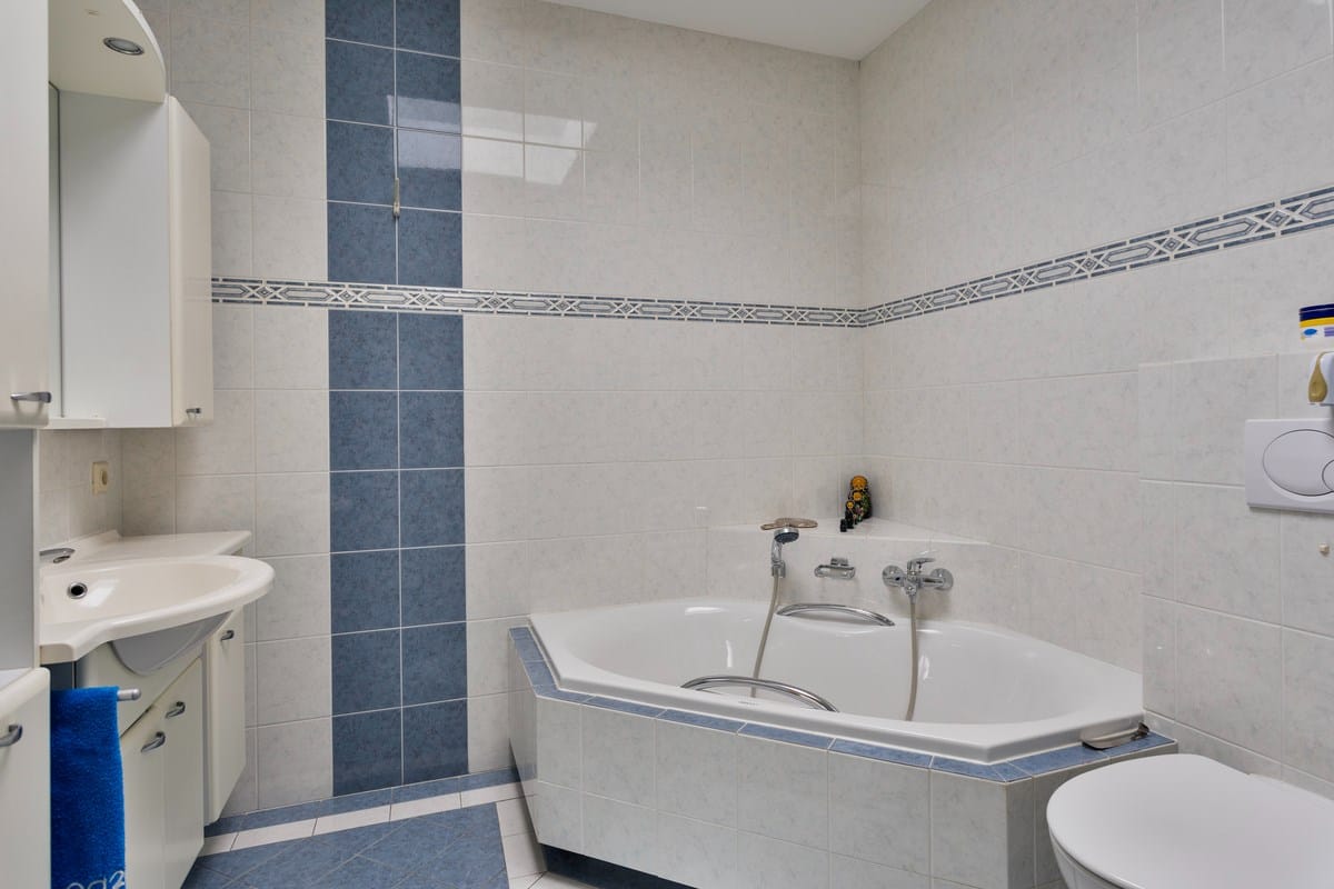 Photo 24 of Wildwal 7