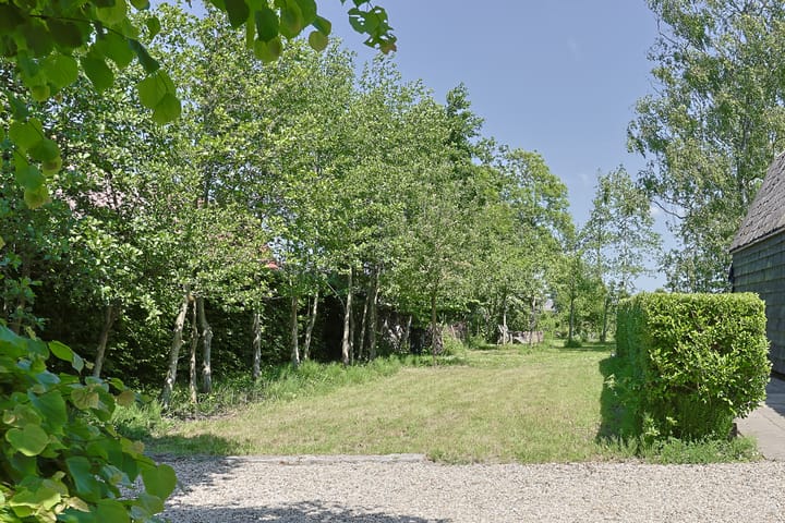 Photo 7 of Dorpsstraat tpv nr 1 (naast nr 5)