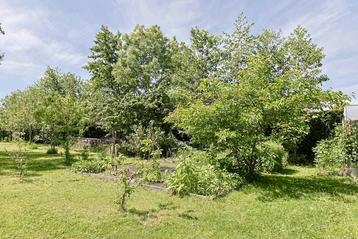 Photo 9 of Dorpsstraat tpv nr 1 (naast nr 5)