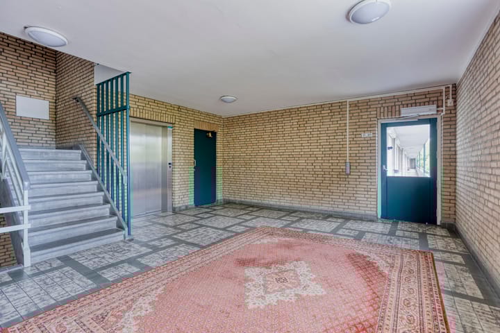 Foto 5 van Keurmeestersplein 2-D