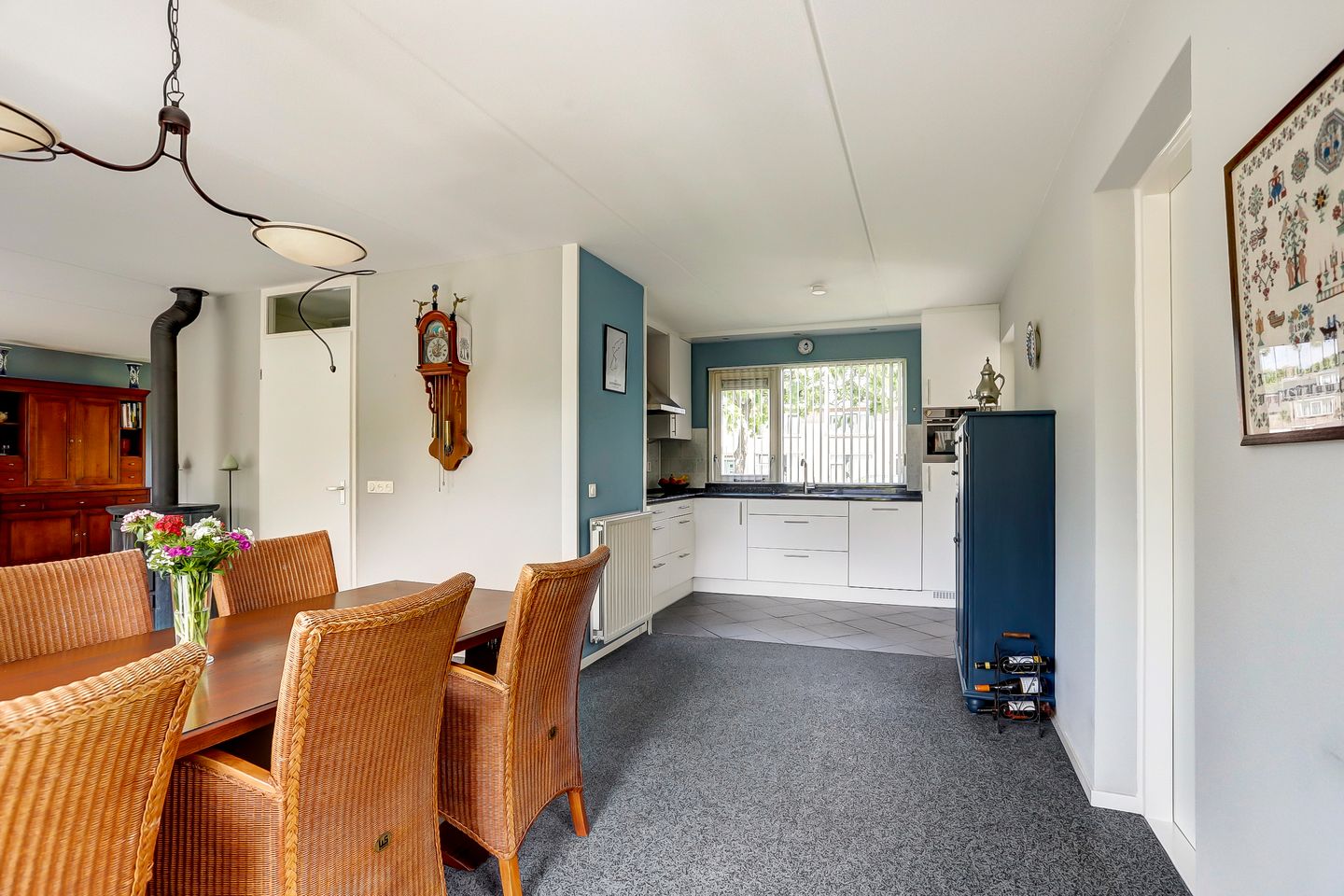 Foto 10 van Lammerts van Buerenstraat 10