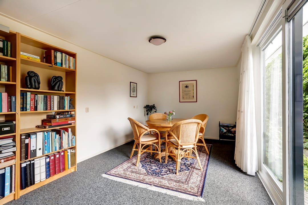 Foto 22 van Lammerts van Buerenstraat 10