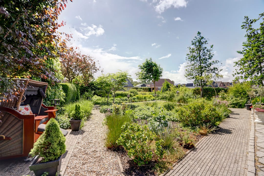 Foto 32 van Lammerts van Buerenstraat 10