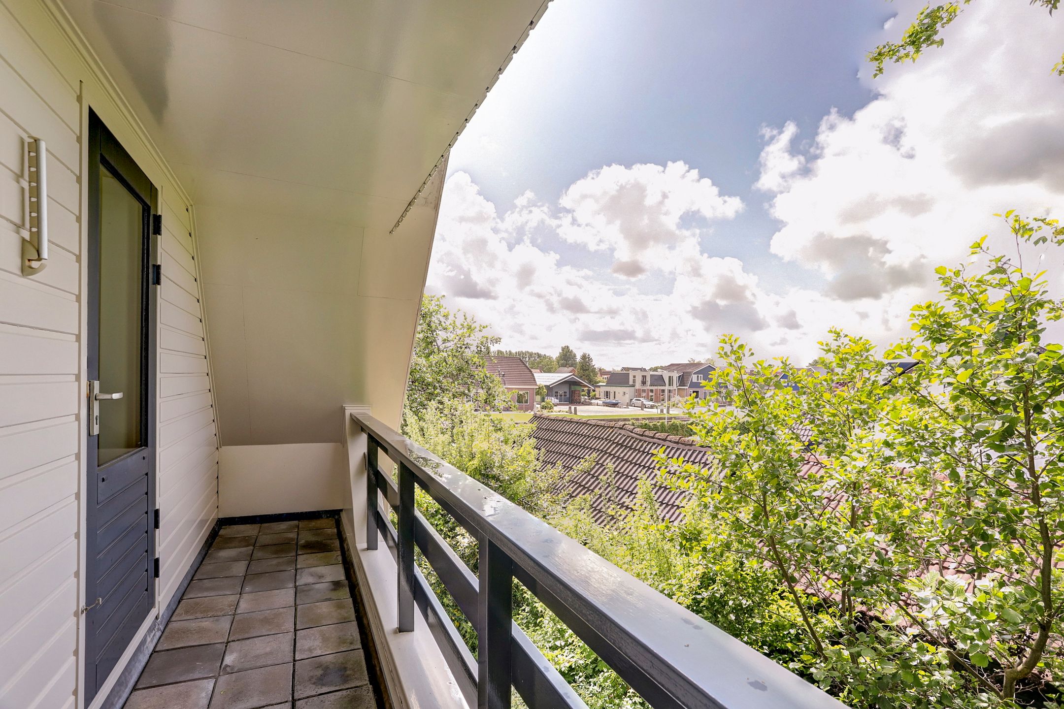 Foto 33 van Lammerts van Buerenstraat 10