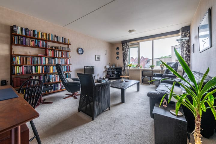 Foto 2 van Emmaplein 132