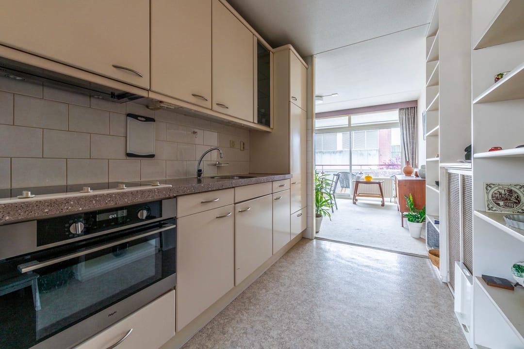 Foto 7 van Emmaplein 132