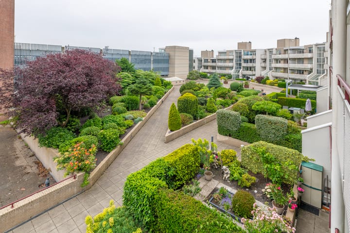 Foto 18 van Emmaplein 132