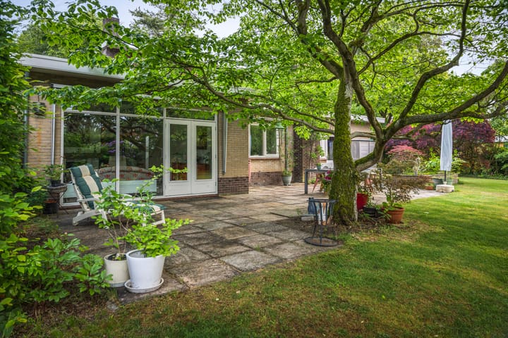 Foto 60 van Burg. Arriënsweg 19