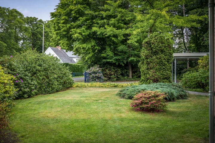 Foto 63 van Burg. Arriënsweg 19