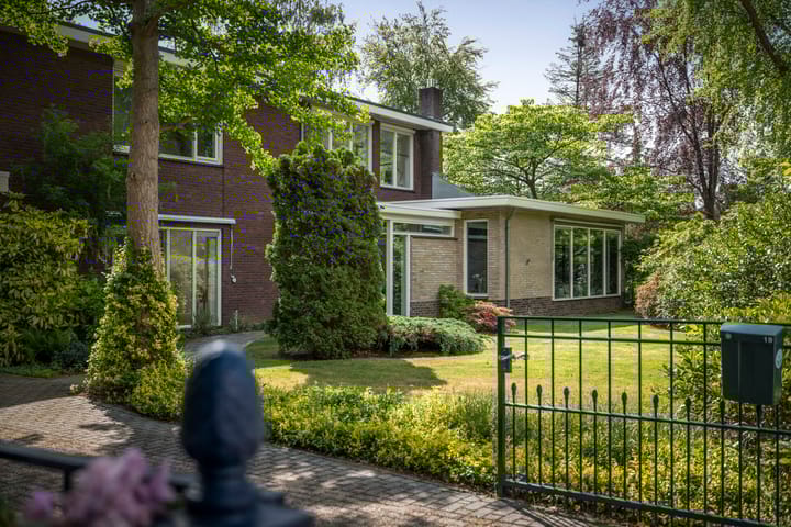 Foto 68 van Burg. Arriënsweg 19