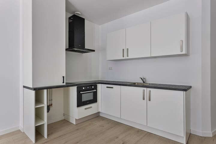 Foto 12 van Bredaseweg 38-D