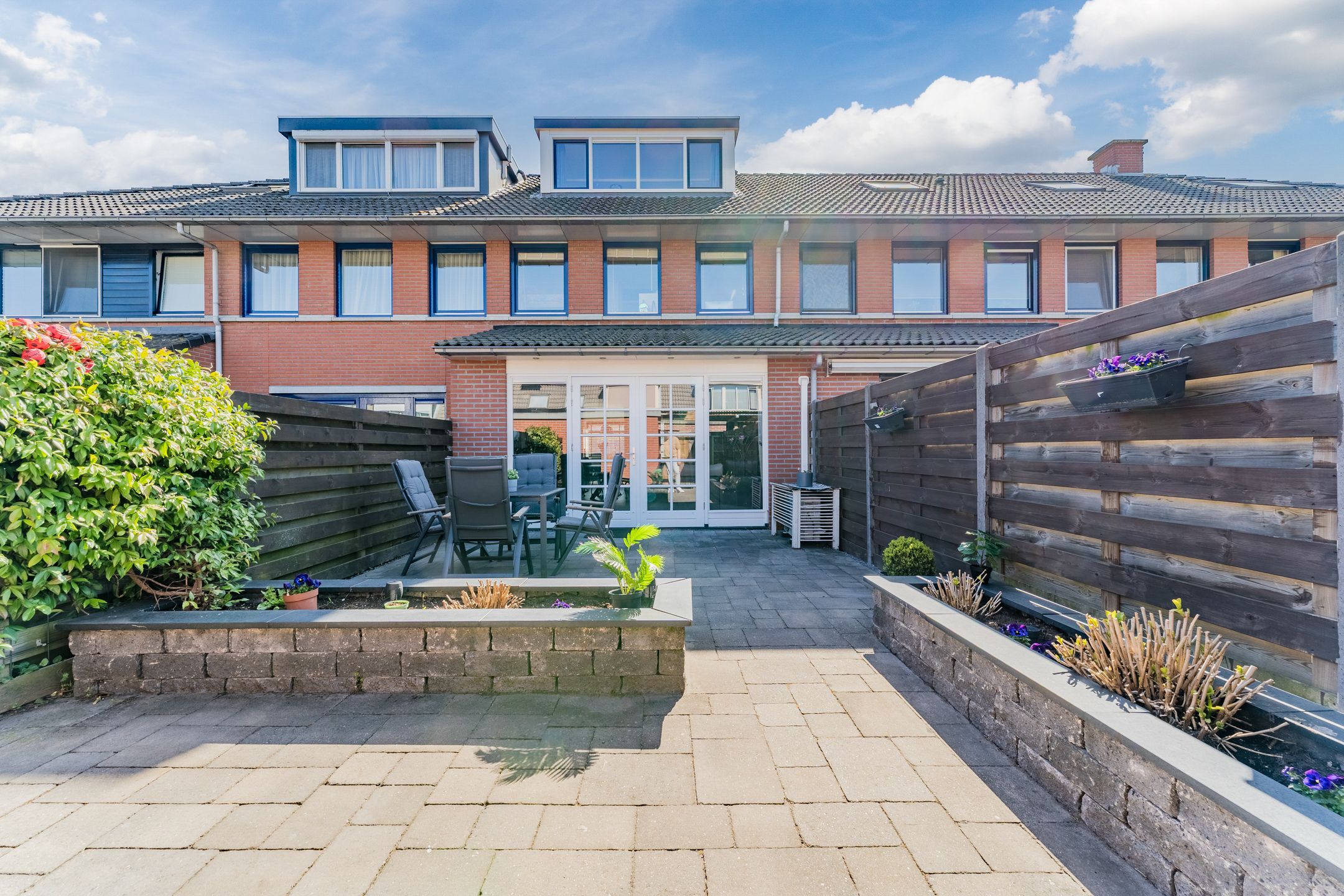 Photo 18 of Gerard Douhage 22