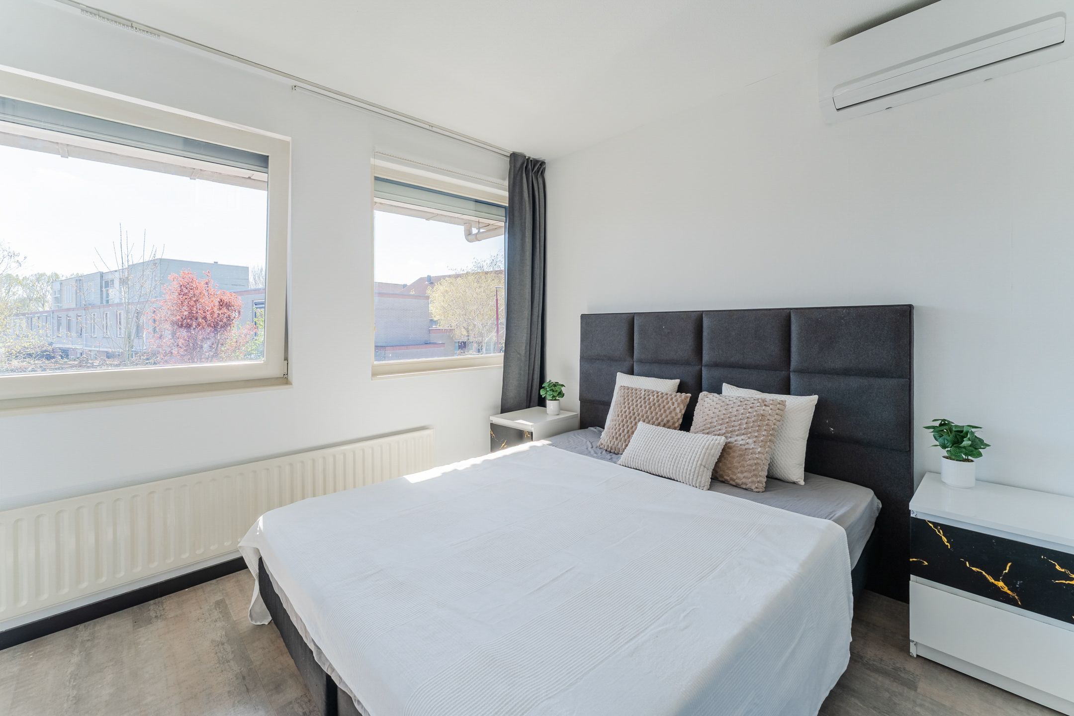 Photo 30 of Gerard Douhage 22