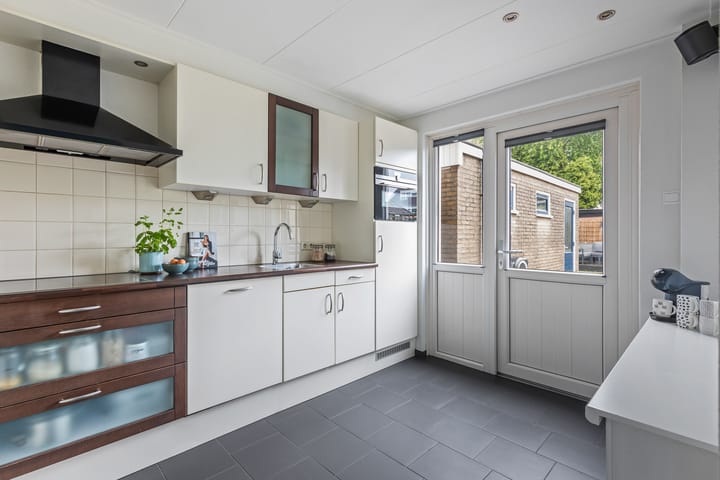 Foto 7 van Plutostraat 13