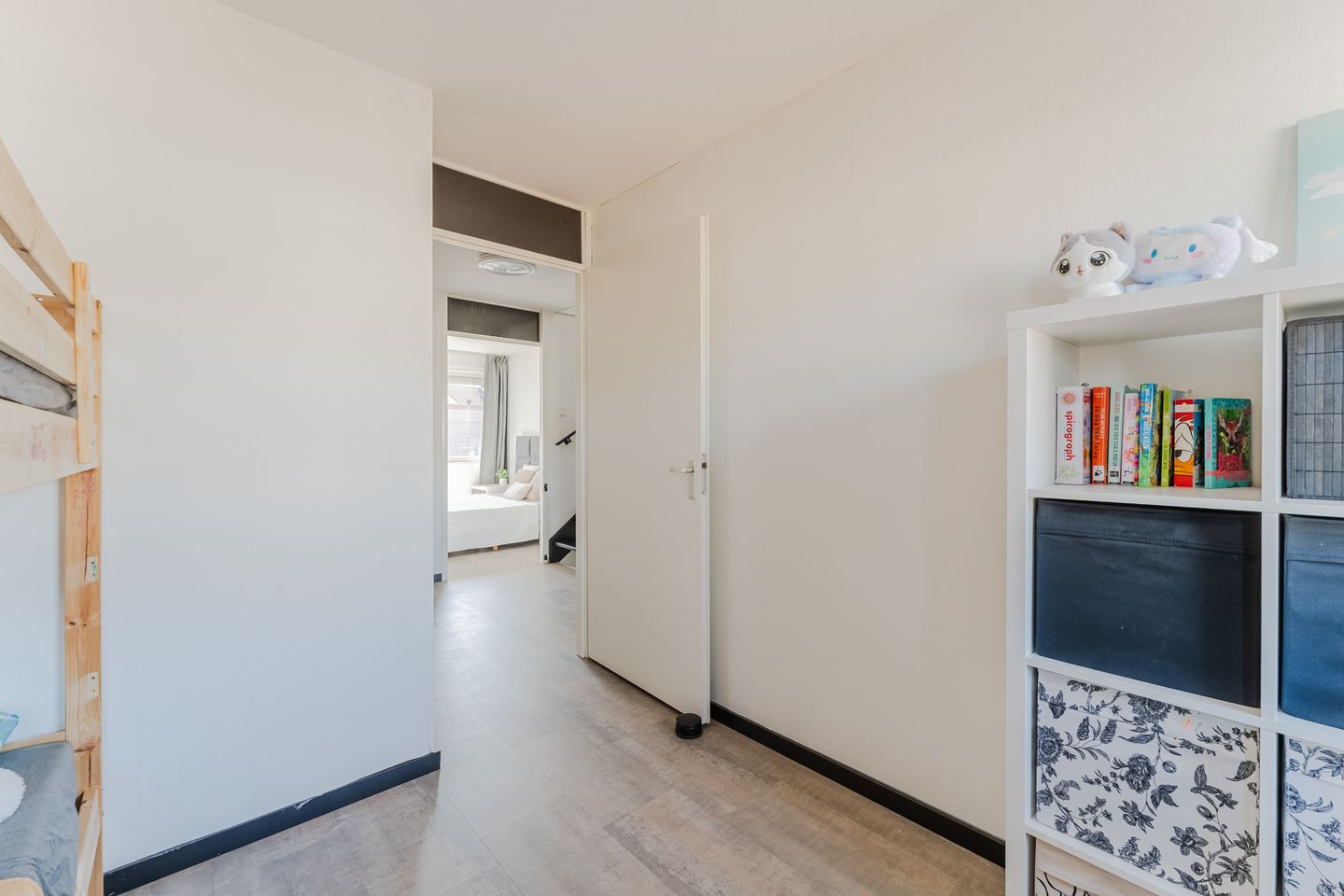 Photo 40 of Gerard Douhage 22