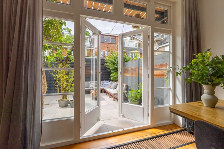 Foto 10 van Constant Erzeijstraat 81