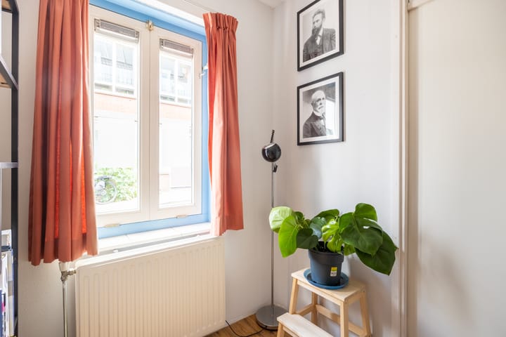 Photo 5 of Vrouwjuttenstraat 34-A