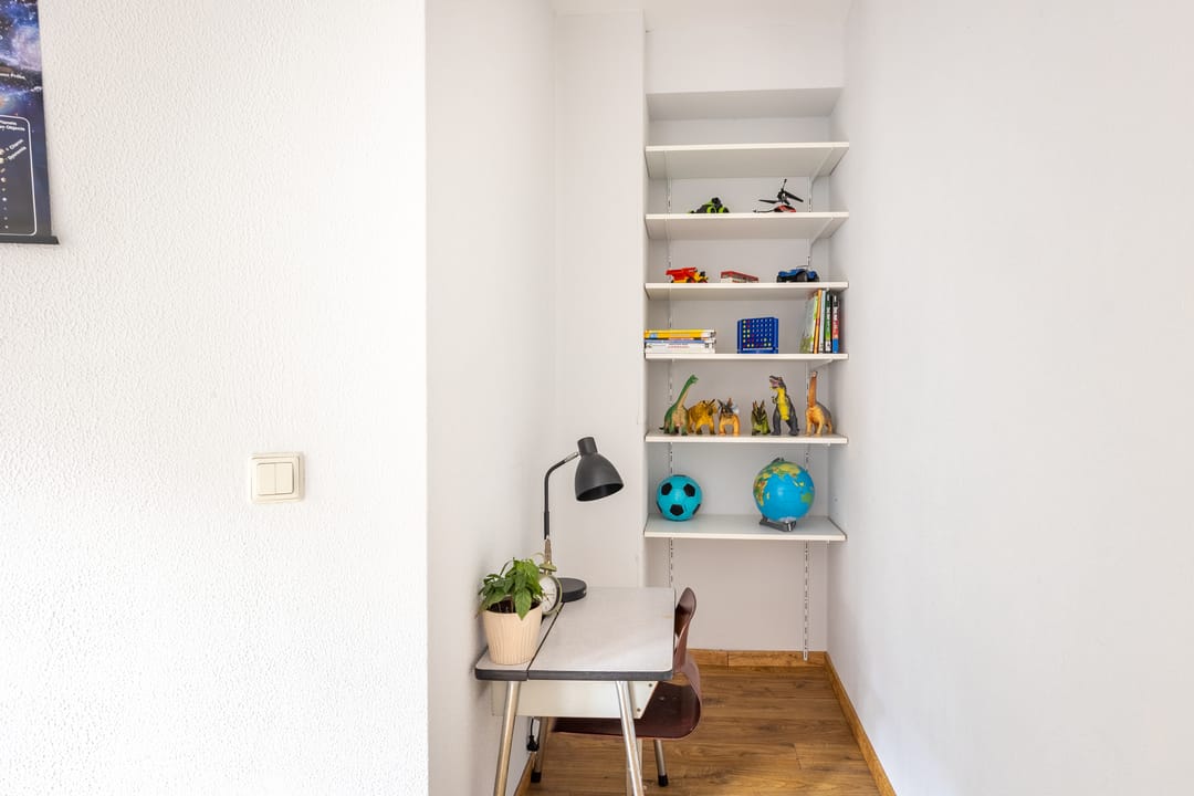 Photo 16 of Vrouwjuttenstraat 34-A