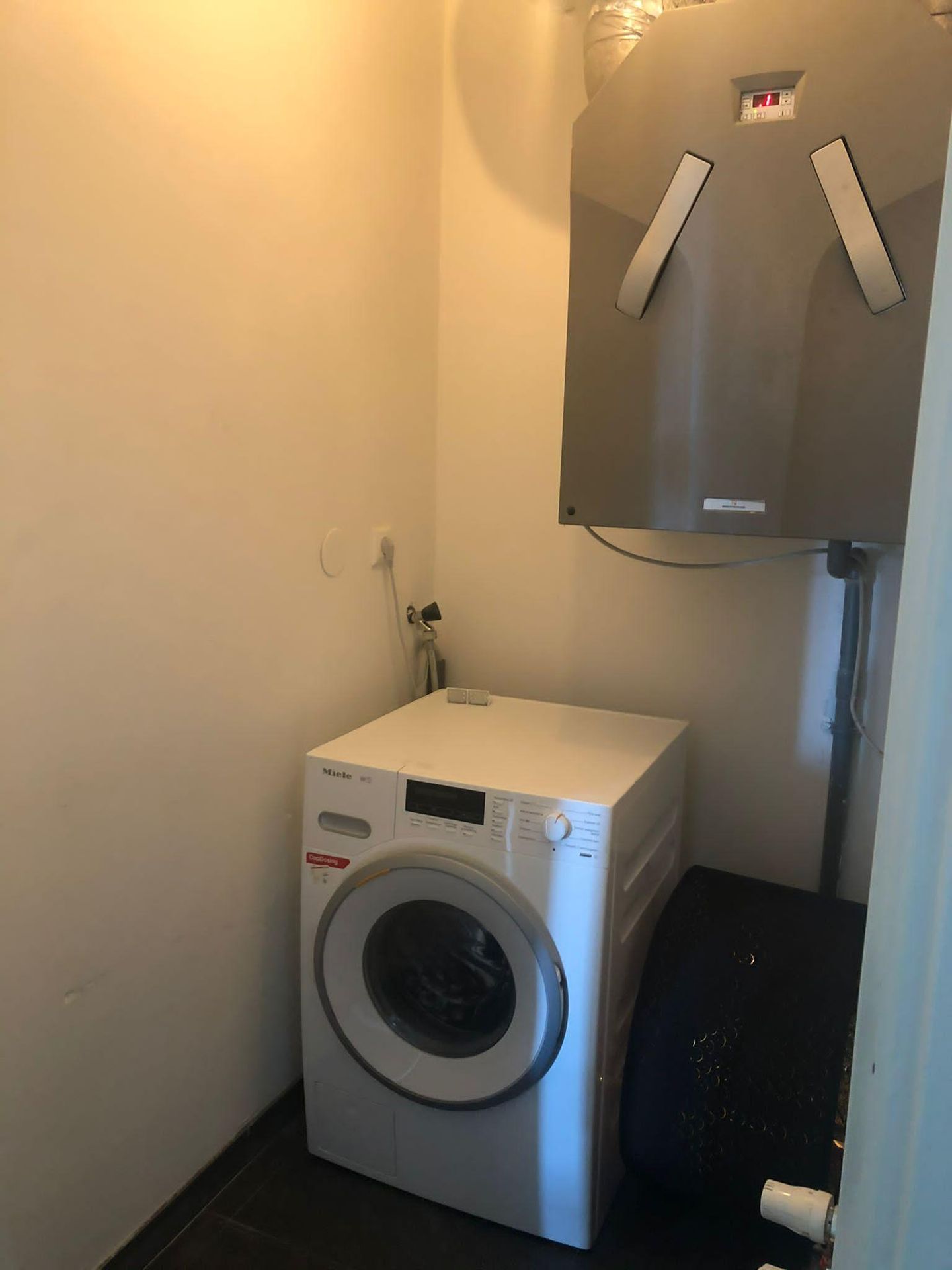 Photo 14 of Troelstralaan 231