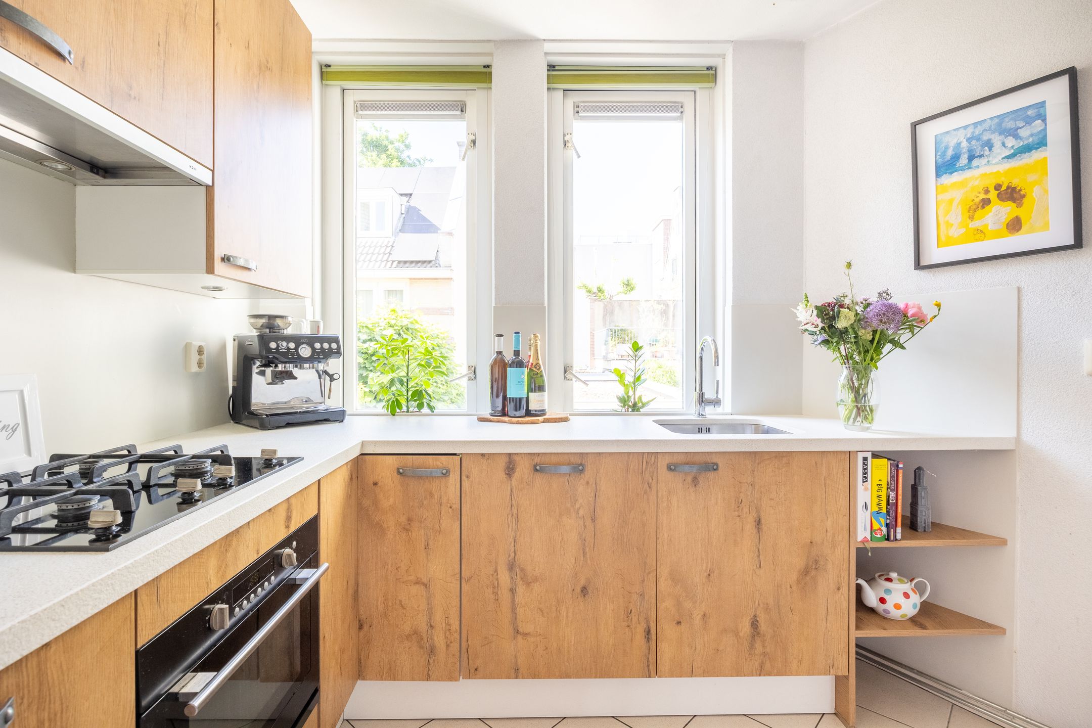 Photo 24 of Vrouwjuttenstraat 34-A