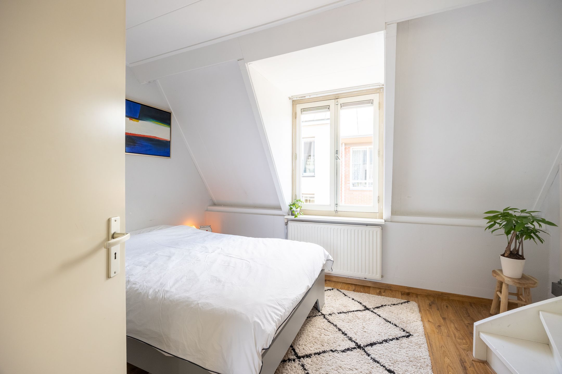 Photo 27 of Vrouwjuttenstraat 34-A