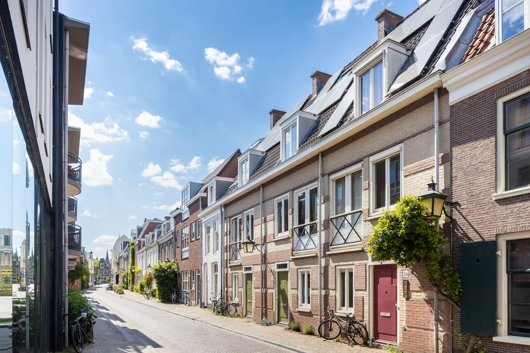 Photo 37 of Vrouwjuttenstraat 34-A