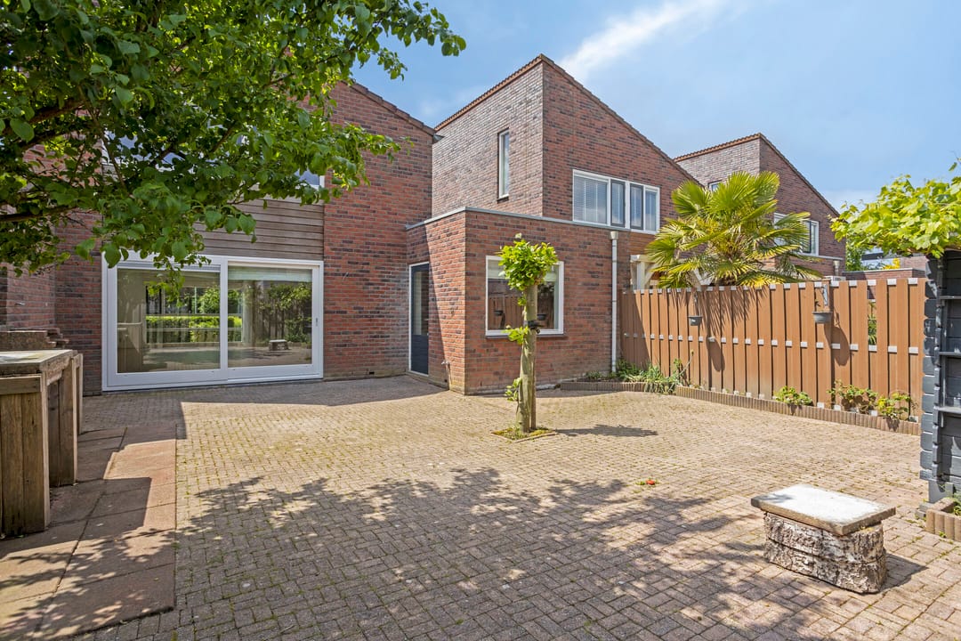 Foto 32 van Vrijdagstraat 12