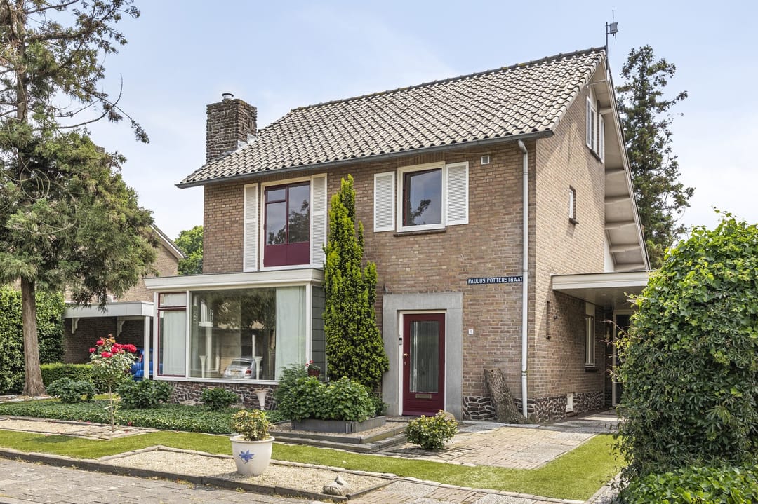 Photo 2 of Paulus Potterstraat 1