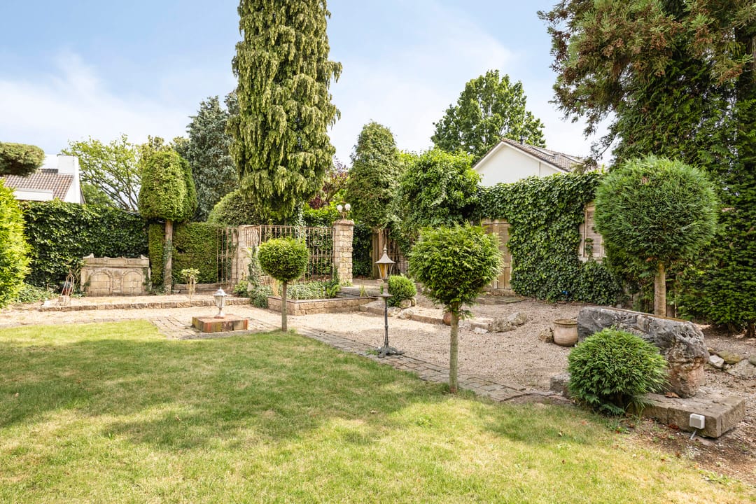 Photo 37 of Paulus Potterstraat 1