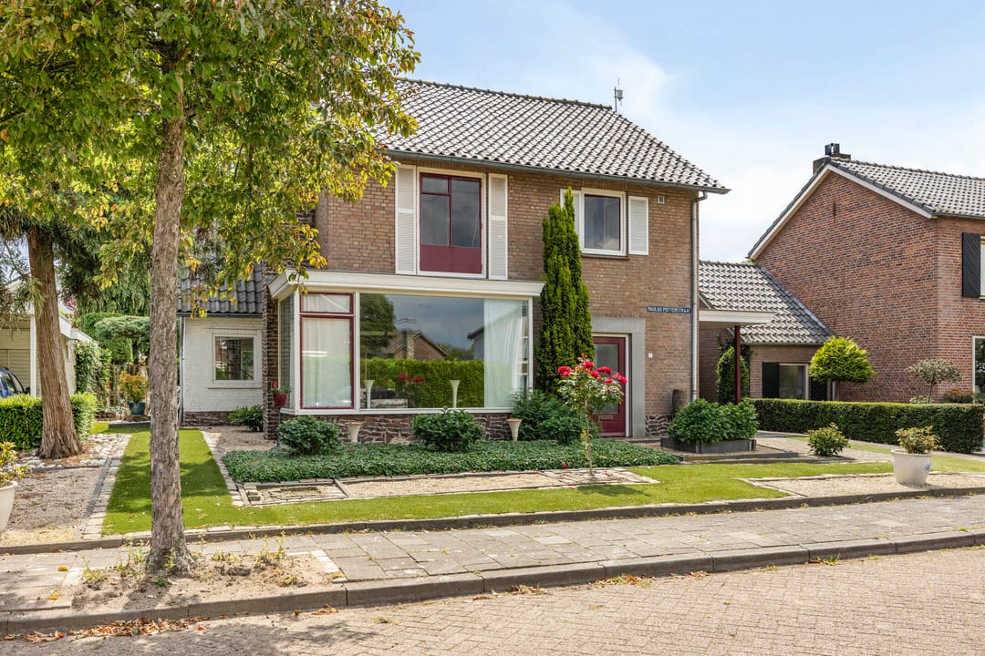 Photo 38 of Paulus Potterstraat 1