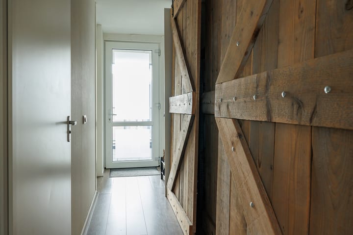 Photo 15 of Makelaarstraat 8-E