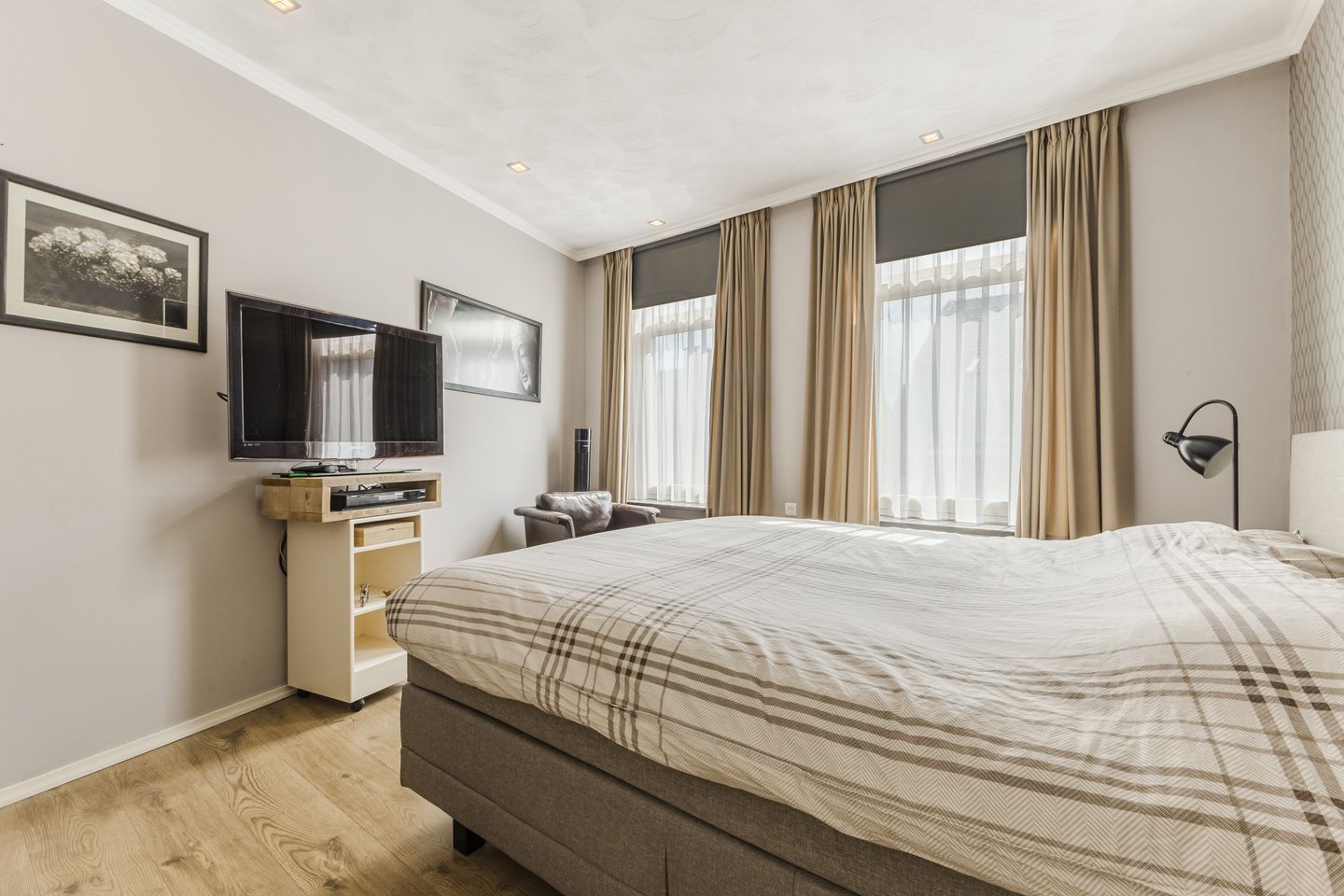 Foto 20 van Julianastraat 8