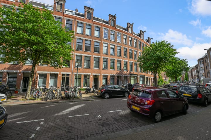 Photo 2 of Van Beuningenstraat 154-2