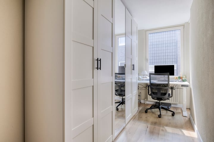 Foto 19 van Stadhuisplein 355-07