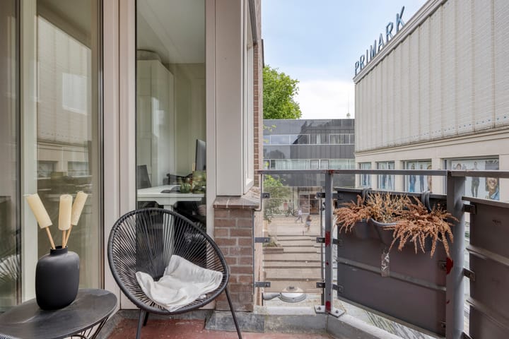 Foto 27 van Stadhuisplein 355-07