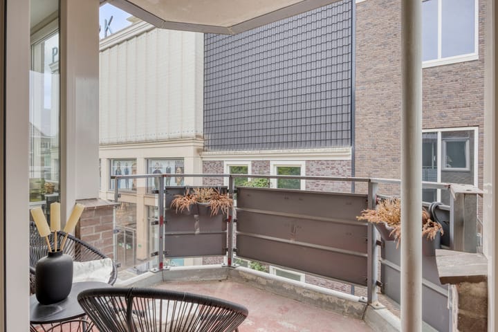 Foto 24 van Stadhuisplein 355-07