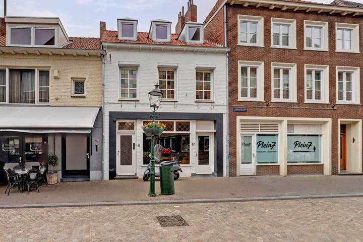 Jodenstraat 8